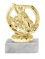 Motorsporttrophäe in Gold mit Figur (Artikel 4621)